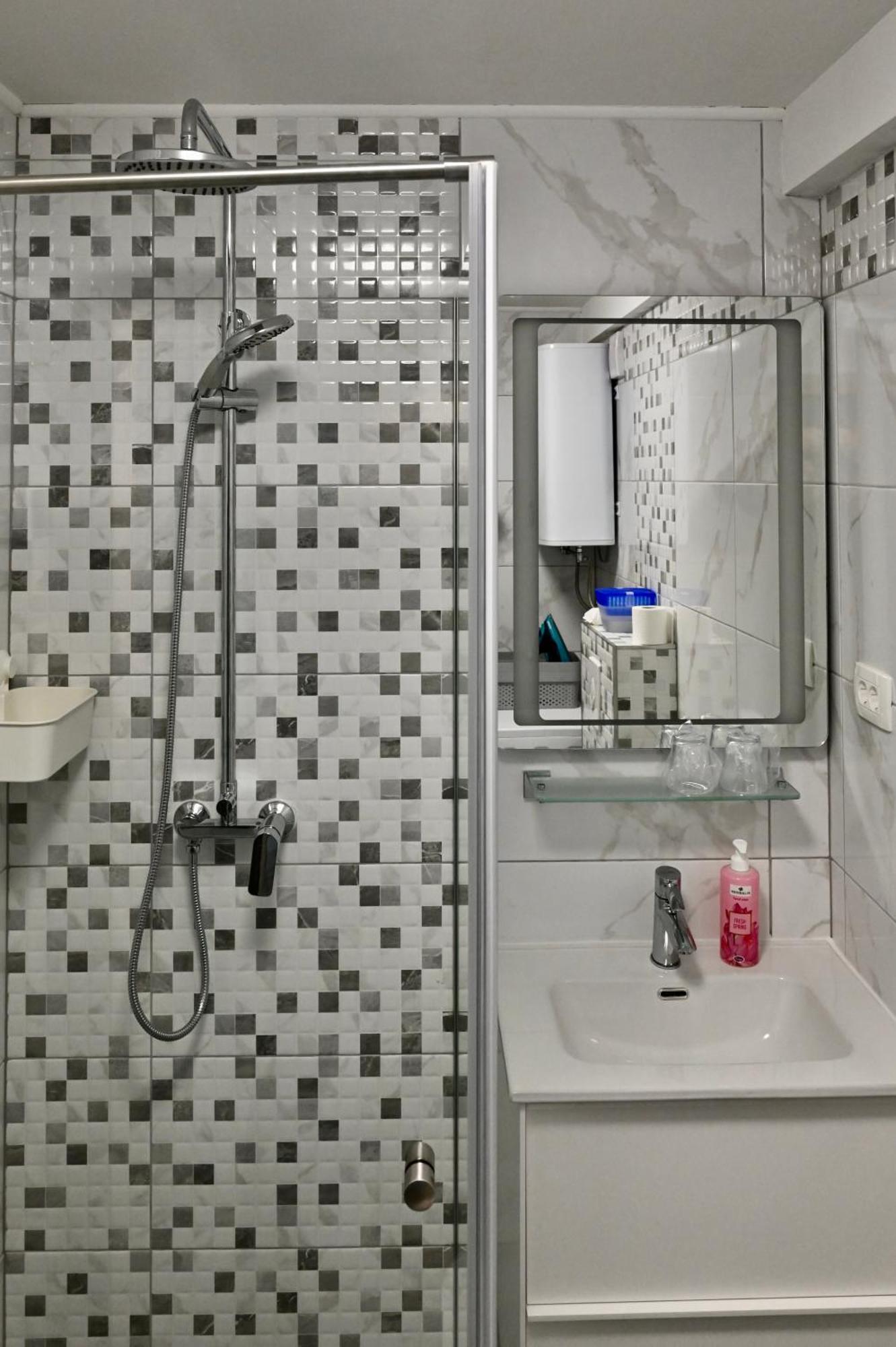 Studio Apartman Una -Self Check In,Free Parking Karlovac Extérieur photo