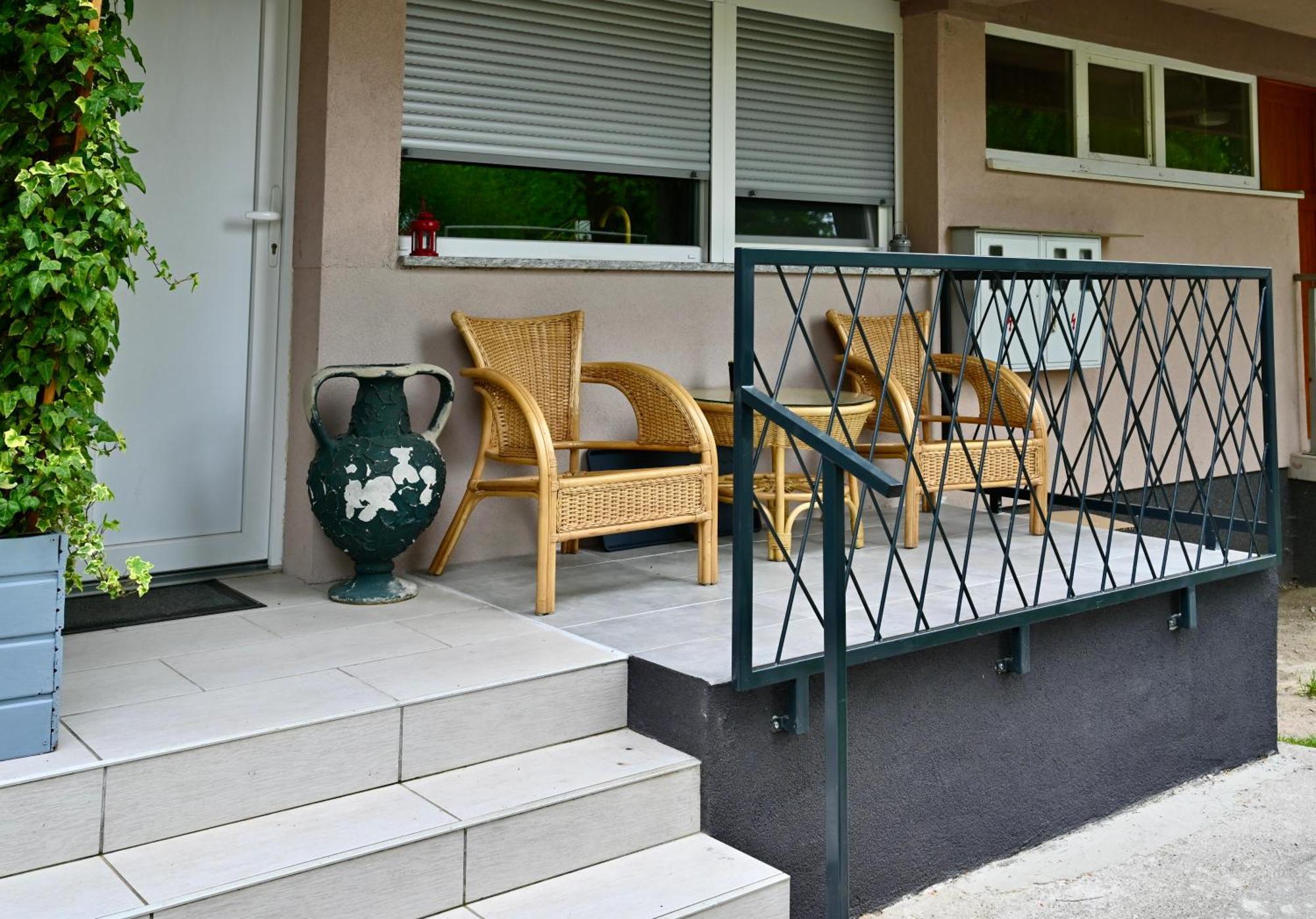 Studio Apartman Una -Self Check In,Free Parking Karlovac Extérieur photo